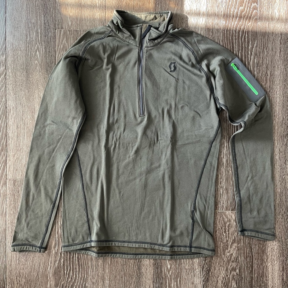 Scott Dark Grey 1/4 Zip w/ Green zipper Large